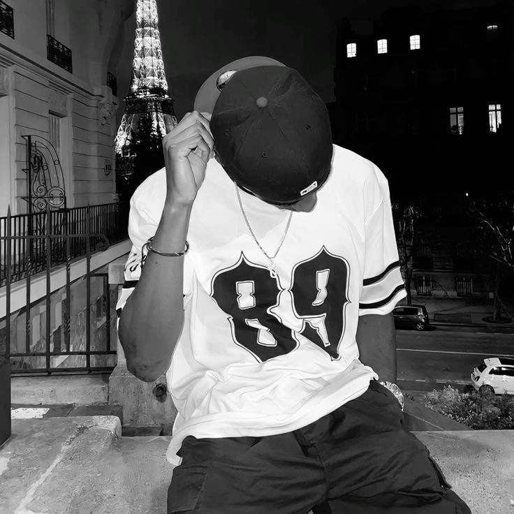 <em><strong>Johan Johnson</strong></em>